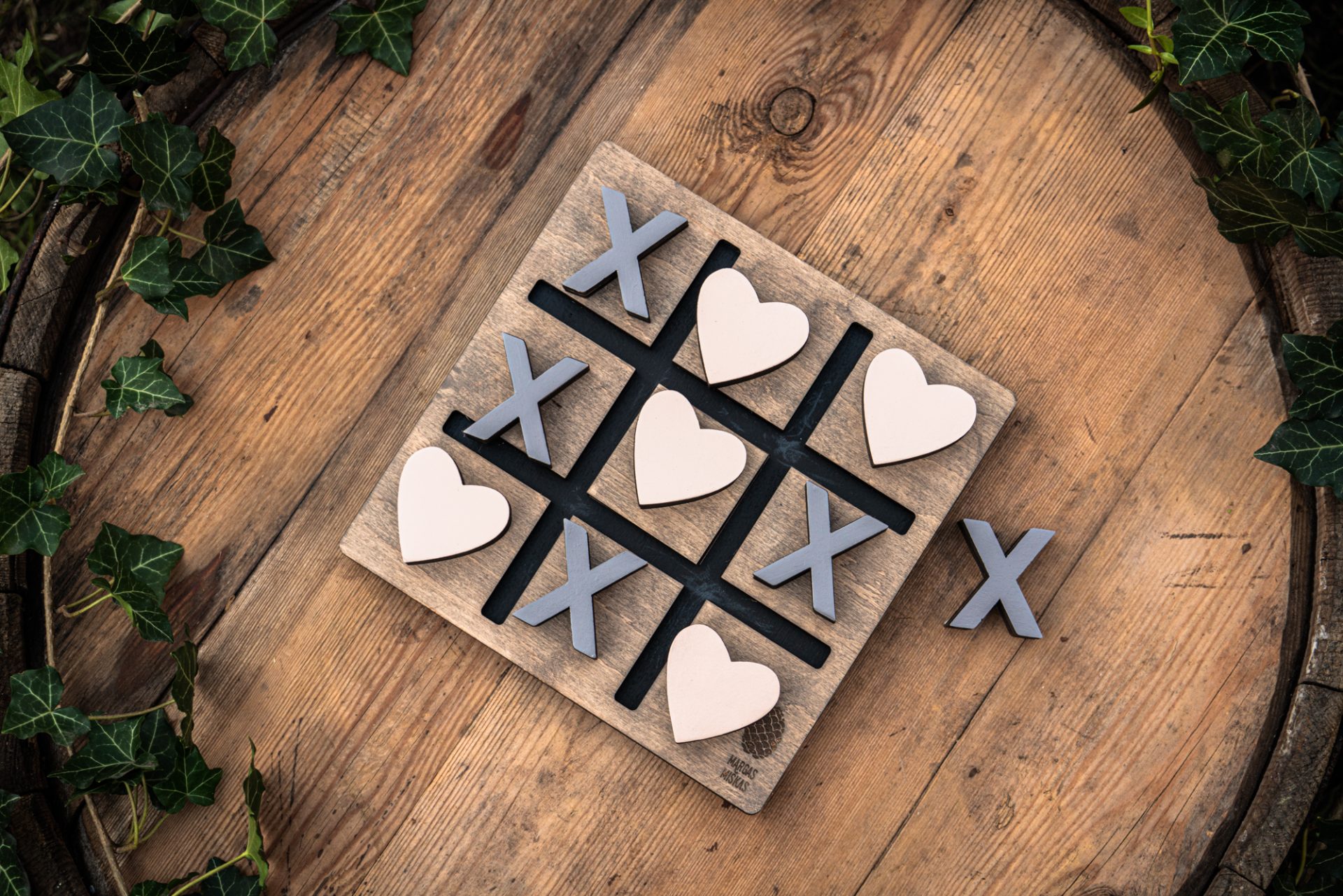 Stalo žaidimas Kryžiukai nuliukai - išskirtinė vestuvių dovana