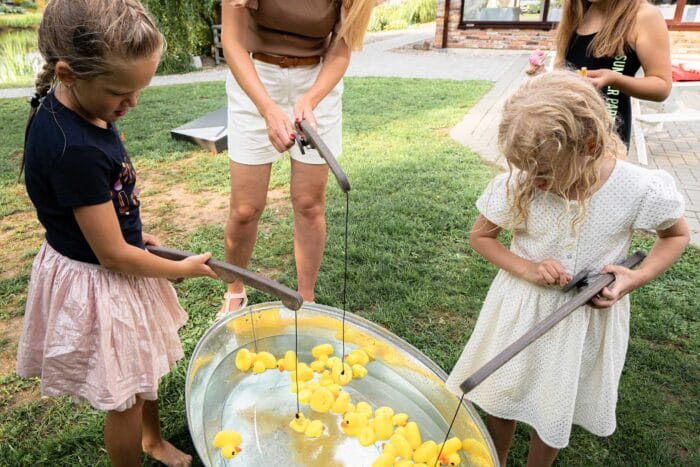 Suzvejok anciuka - zaidimai lauke vaikams