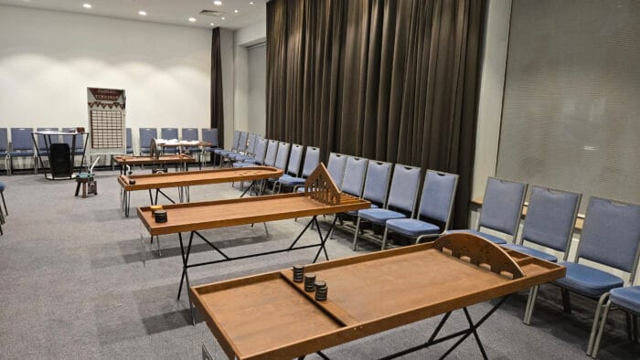 zaidimu-turnyras-konferenciju-saleje-15-zmoniu